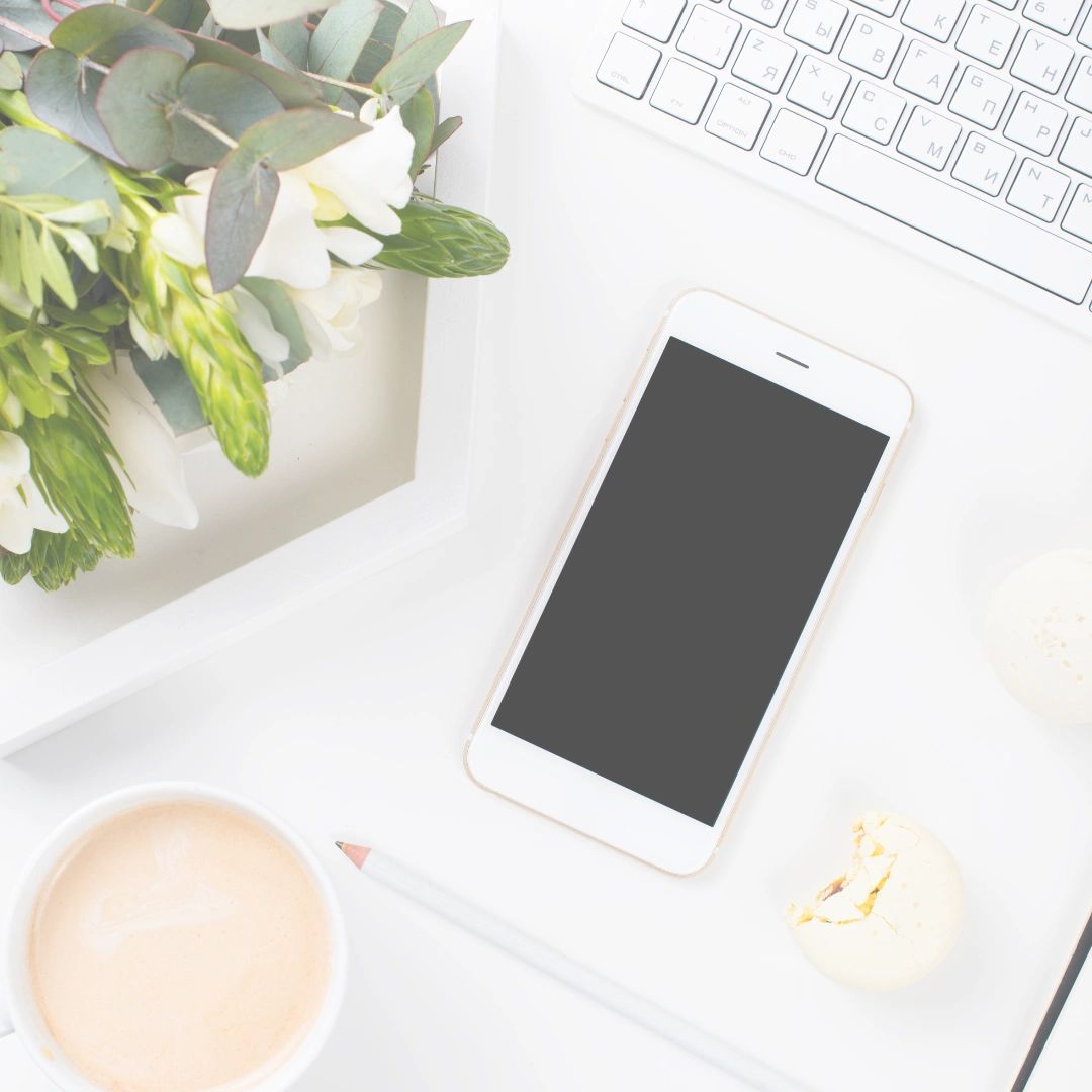 3 Tips and Tricks for Using Canva for Fast Content Creation. Tips for female entrepreneurs looking to scale heir business and productivity and time management skills. 